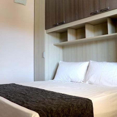 13 Garden Rooms Olbia Exterior foto